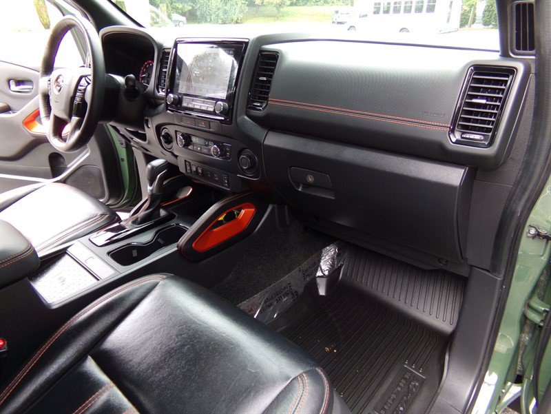 Used 2022 Nissan Frontier PRO-4X AWD/4WD image 24