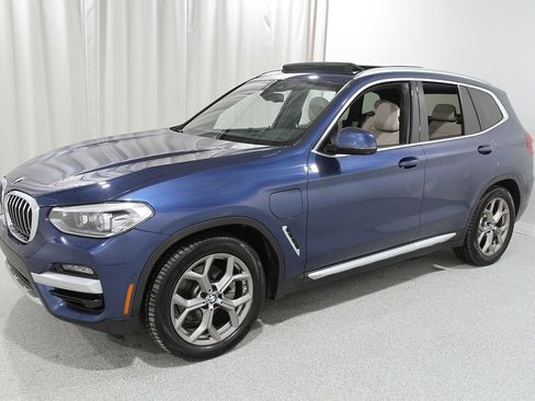 Used 2021 BMW X3 xDrive30e w/ Premium Package image 3