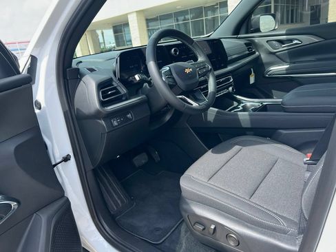 New 2026 Chevrolet Traverse LT FWD image 23