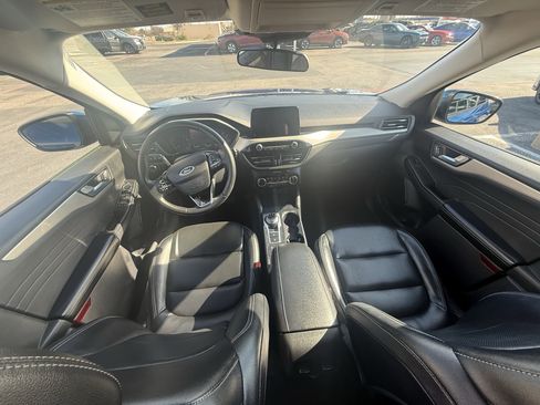 Used 2022 Ford Escape SEL image 21