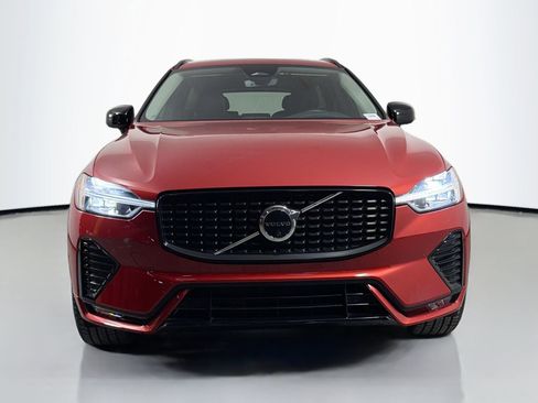 Certified 2023 Volvo XC60 B5 Ultimate image 2