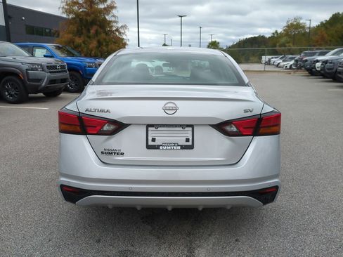 Certified 2024 Nissan Altima 2.5 SV image 5