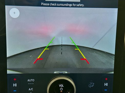 Used 2023 Ford Mustang Mach-E Select image 23