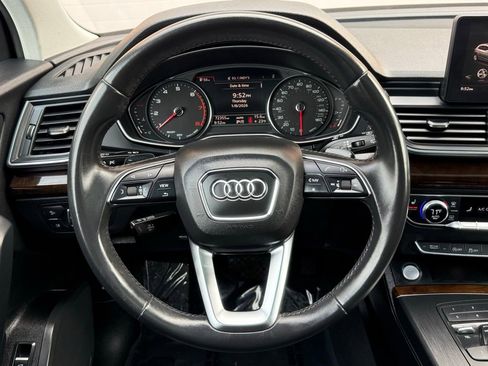 Used 2019 Audi Q5 2.0T Premium w/ Convenience Package image 34