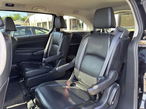 Used 2025 Honda Odyssey EX-L image 29
