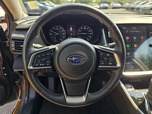 Used 2024 Subaru Outback Premium AWD/4WD image 25