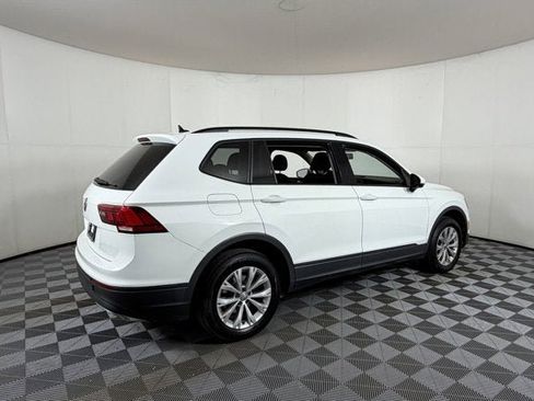 Used 2020 Volkswagen Tiguan S image 4