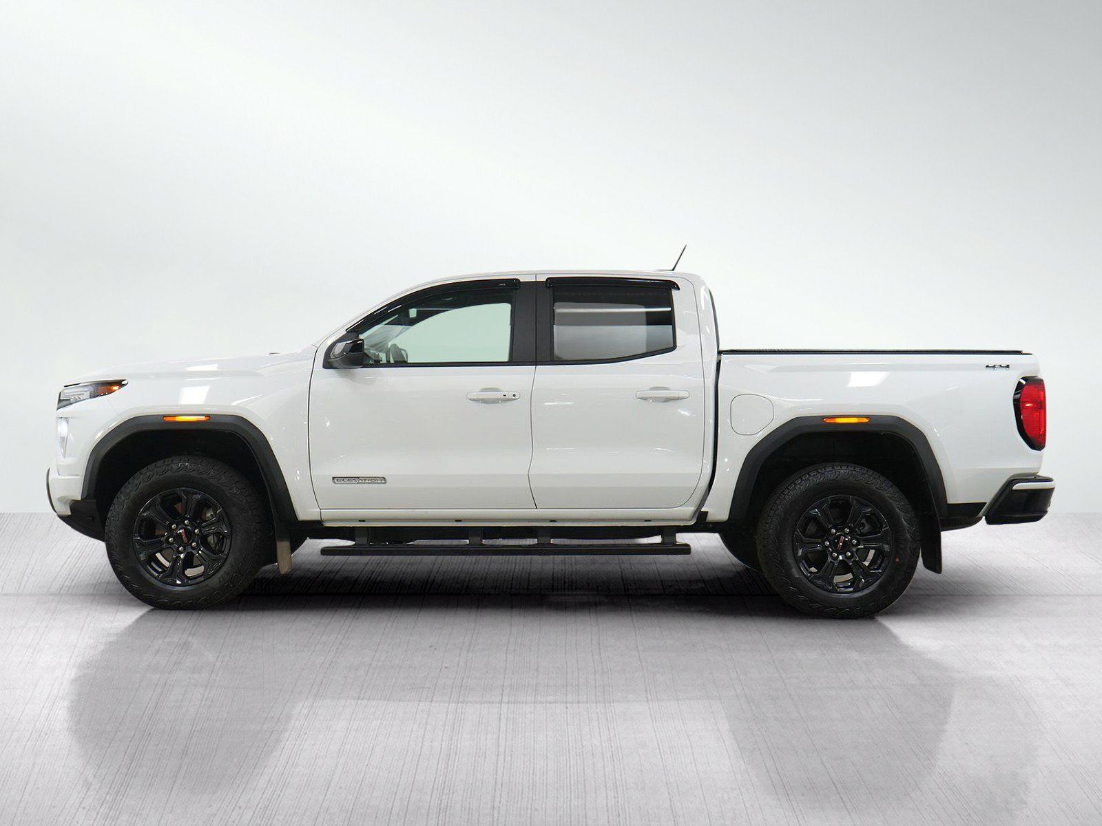 Used 2025 GMC Canyon Elevation w/ Convenience Package AWD/4WD image 2