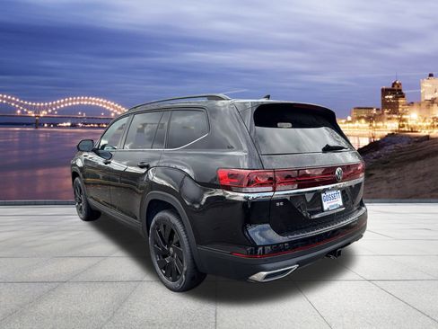 New 2026 Volkswagen Atlas SE image 3