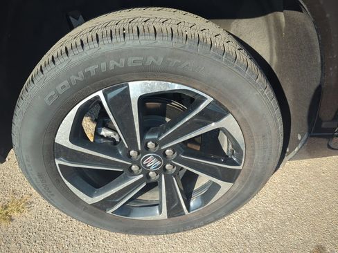 Certified 2026 Buick Enclave Sport Touring FWD image 10
