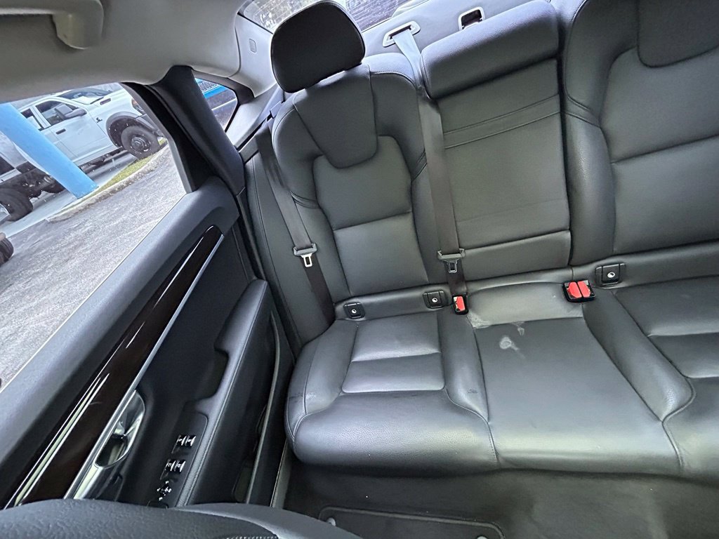 Used 2019 Volvo S90 T5 Momentum AWD/4WD image 12