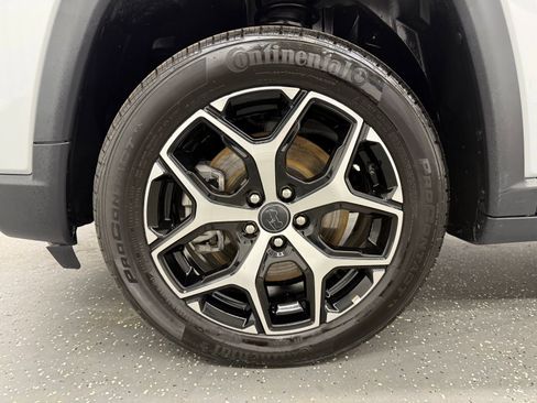 Used 2025 Jeep Compass Limited AWD/4WD image 18