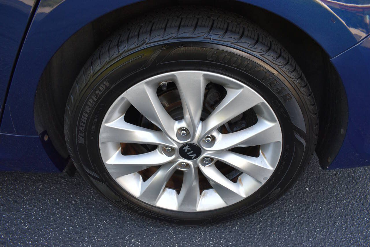 Used 2016 Kia Optima EX w/ Premium Package FWD image 44
