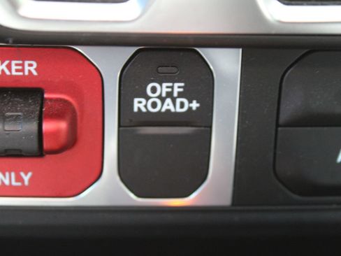 Used 2024 Jeep Wrangler Unlimited Sport AWD/4WD image 36