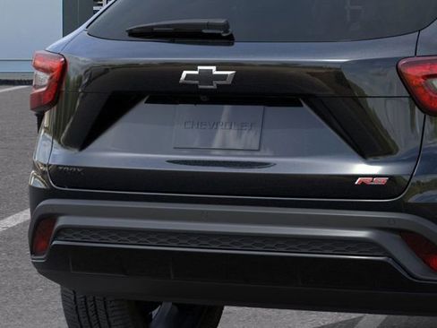 New 2026 Chevrolet Trax RS w/ Sunroof Package image 14