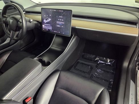 Used 2018 Tesla Model 3 Long Range image 28