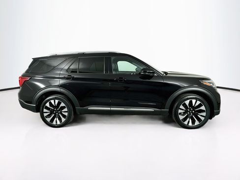Used 2025 Ford Explorer Platinum w/ LUX Leather Package AWD/4WD image 10