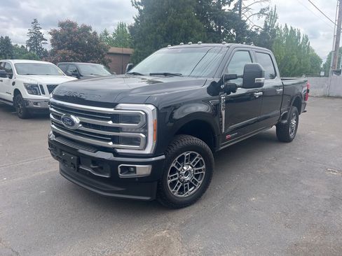 Used 2023 Ford F350 Limited w/ FX4 Off-Road Package AWD/4WD image 3