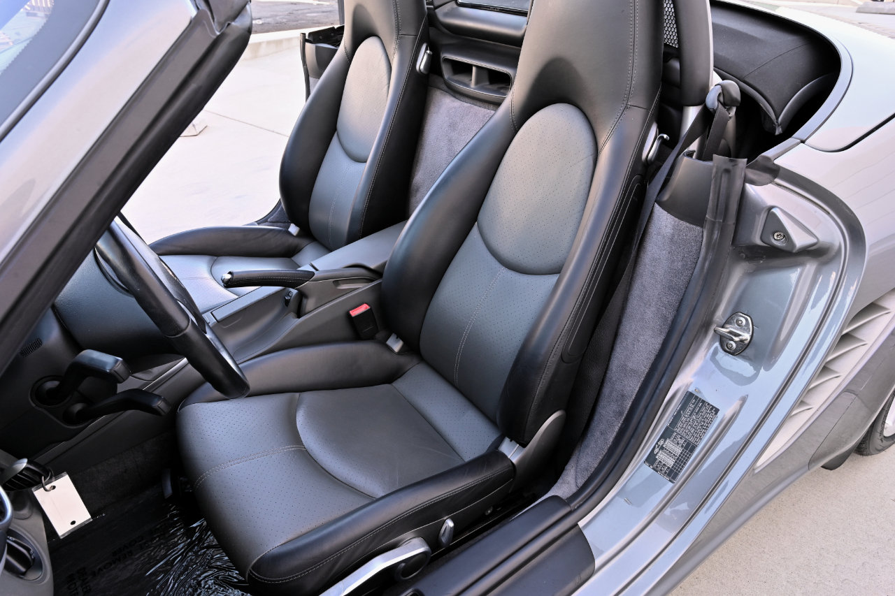 Used 2006 Porsche Boxster S RWD image 17