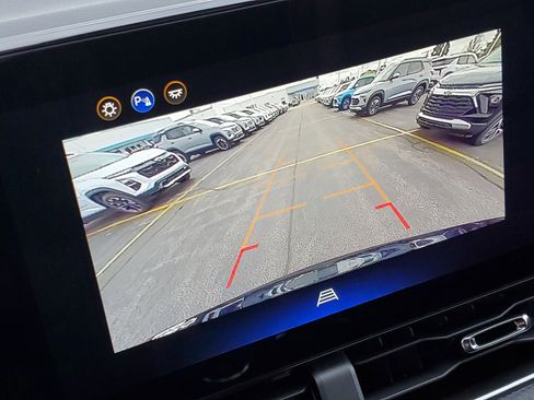 New 2026 Chevrolet Equinox RS w/ LPO, Floor Liner Package image 16