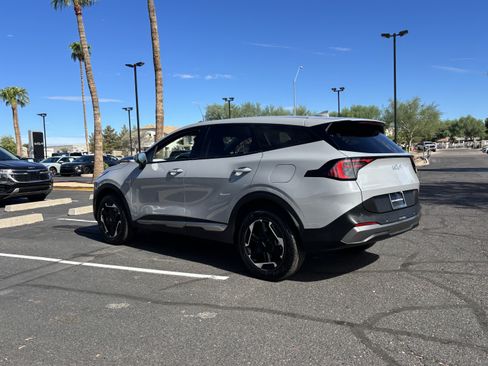 Certified 2026 Kia Sportage S AWD/4WD image 4