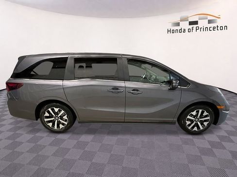 New 2026 Honda Odyssey EX-L image 2