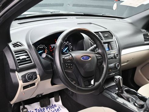 Used 2018 Ford Explorer 4WD w/ Class II Trailer Tow Package image 17