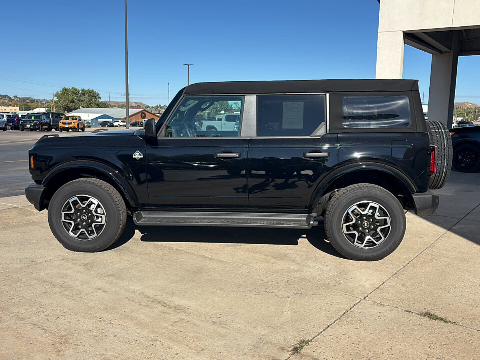Used 2026 Ford Bronco Outer Banks AWD/4WD image 9