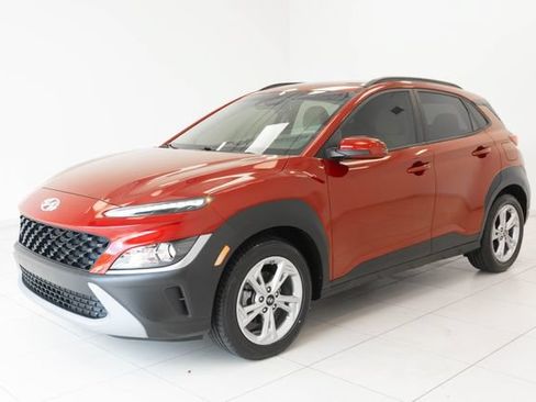 Used 2023 Hyundai Kona SEL w/ Cargo Package FWD image 19