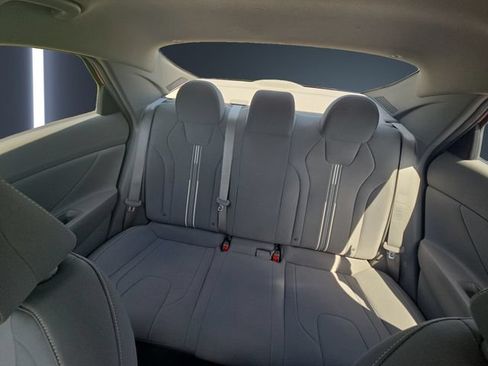 Used 2023 Hyundai Elantra SEL w/ Cargo Package FWD image 13
