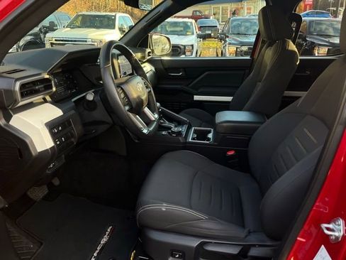 Used 2024 Toyota Tacoma TRD Off-Road image 16