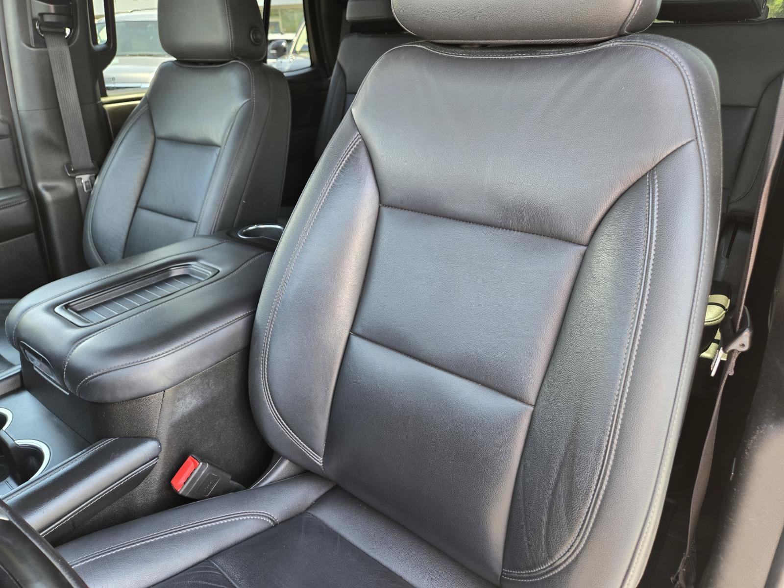 Used 2021 Chevrolet Tahoe LT AWD/4WD image 17