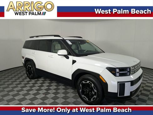 Used 2025 Hyundai Santa Fe SEL image 1