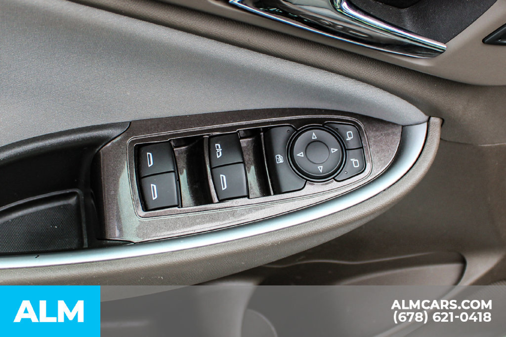 Used 2025 Chevrolet Malibu LT FWD image 37