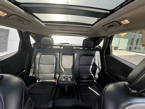 Used 2020 Ford Escape Titanium w/ Titanium Premium Package 2.0 image 17