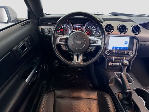 Used 2022 Ford Mustang Premium RWD image 17