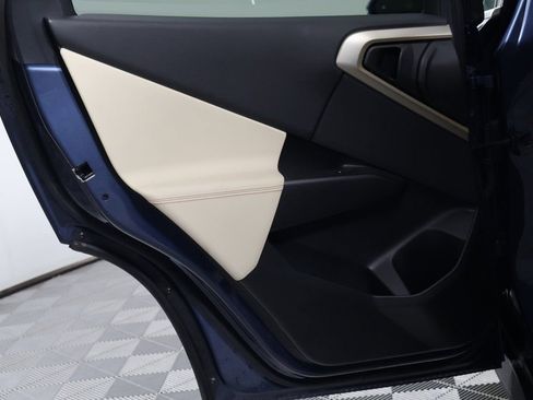 Used 2025 BMW X3 xDrive30i w/ Convenience Package image 13