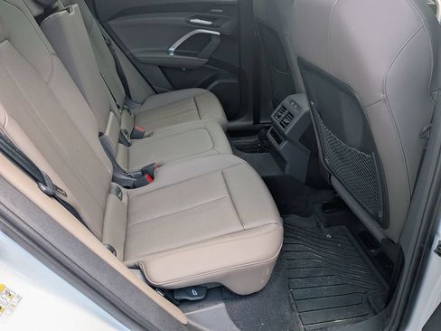Used 2025 Audi Q5 Premium Plus w/ Premium Plus AWD/4WD image 34
