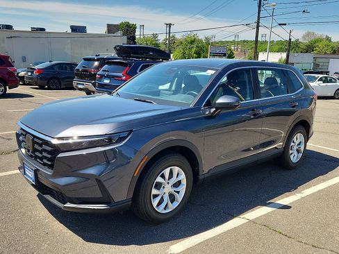 Used 2024 Honda CR-V LX image 2