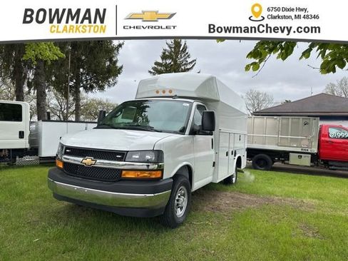 New 2026 Chevrolet Express 3500 w/ Power Convenience Package RWD image 1