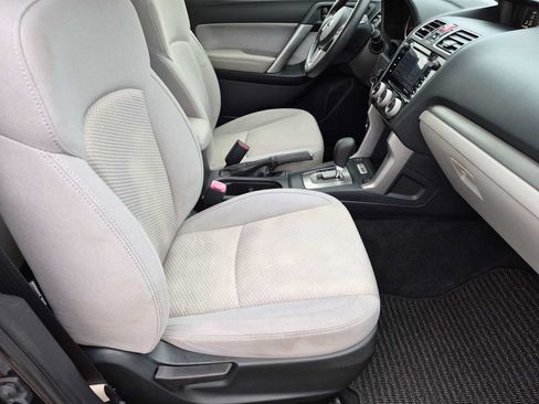 Used 2018 Subaru Forester 2.5i Premium w/ All-Weather Package AWD/4WD image 22