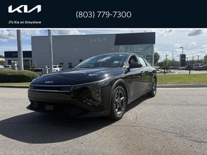 New 2025 Kia K4 LXS