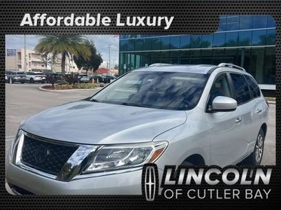 Used 2013 Nissan Pathfinder SV