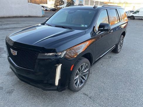 Used 2023 Cadillac Escalade Sport w/ Touring Package image 11