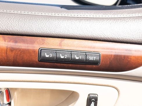 Used 2016 Lexus LS 460 AWD w/ Comfort Package image 47