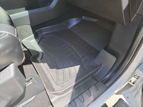 Used 2019 Ford F250 Lariat w/ Lariat Value Package AWD/4WD image 42