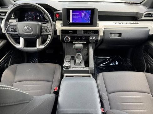 Certified 2024 Toyota Tacoma TRD Off-Road AWD/4WD image 42