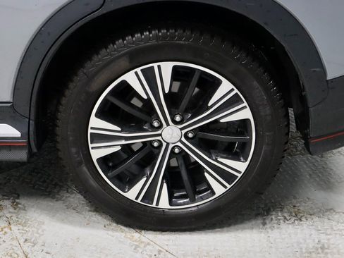 Used 2018 Mitsubishi Eclipse Cross SEL image 19