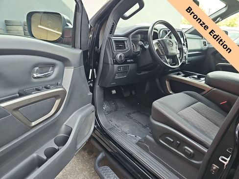 Used 2024 Nissan Titan SV w/ SV Bronze Edition Package RWD image 10