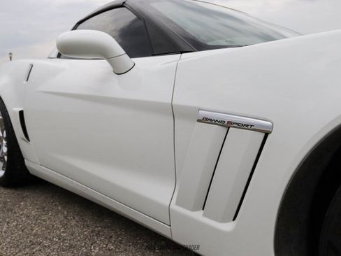 Used 2011 Chevrolet Corvette Grand Sport w/ Preferred Equipment Group RWD image 89
